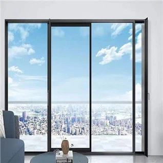 ガラス張りのドア